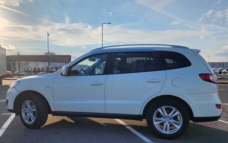 Hyundai Santa Fe III рестайлинг, 2011 год, 1 700 000 рублей, 4 фотография