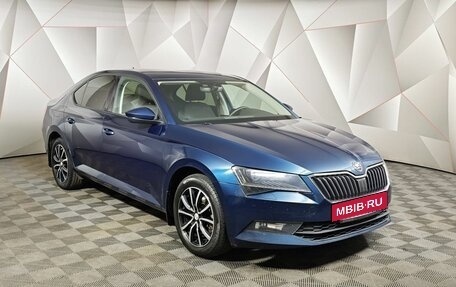 Skoda Superb III рестайлинг, 2017 год, 1 795 000 рублей, 3 фотография