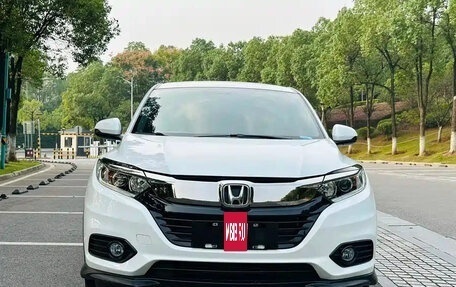 Honda Vezel, 2022 год, 1 290 000 рублей, 5 фотография