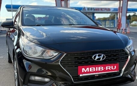 Hyundai Solaris II рестайлинг, 2017 год, 1 360 000 рублей, 39 фотография
