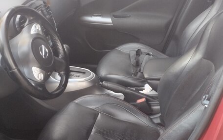 Nissan Juke II, 2011 год, 760 000 рублей, 11 фотография