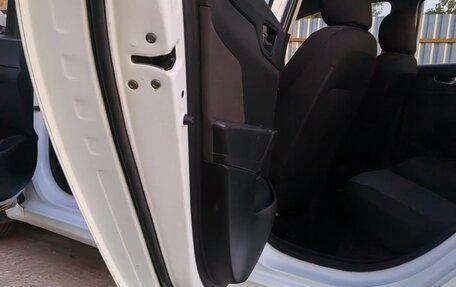 Hyundai Solaris II рестайлинг, 2019 год, 900 000 рублей, 17 фотография