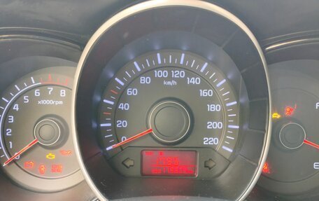 KIA Rio III рестайлинг, 2012 год, 750 000 рублей, 8 фотография
