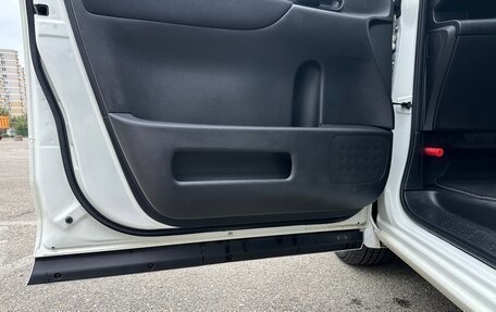 Nissan Serena III, 2010 год, 1 120 000 рублей, 28 фотография