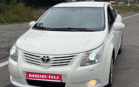 Toyota Avensis III рестайлинг, 2011 год, 1 225 000 рублей, 2 фотография