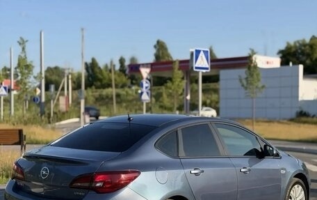 Opel Astra J, 2013 год, 630 000 рублей, 4 фотография