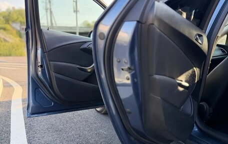 Opel Astra J, 2013 год, 630 000 рублей, 19 фотография