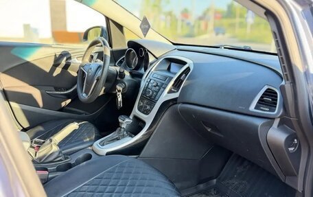 Opel Astra J, 2013 год, 630 000 рублей, 10 фотография