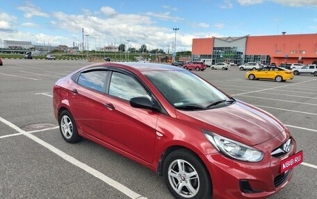 Hyundai Solaris II рестайлинг, 2011 год, 870 000 рублей, 3 фотография