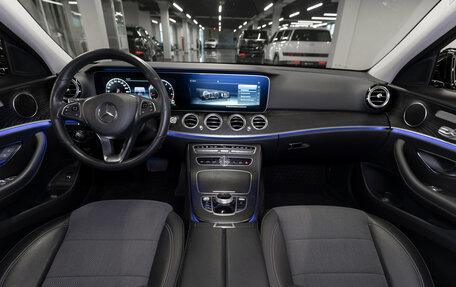 Mercedes-Benz E-Класс, 2017 год, 3 400 000 рублей, 11 фотография