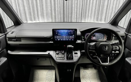 Honda Stepwgn, 2026 год, 3 700 000 рублей, 25 фотография