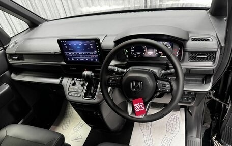 Honda Stepwgn, 2026 год, 3 700 000 рублей, 24 фотография