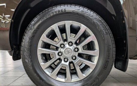Toyota Land Cruiser Prado 150 рестайлинг 2, 2020 год, 6 170 000 рублей, 6 фотография