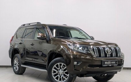 Toyota Land Cruiser Prado 150 рестайлинг 2, 2020 год, 6 170 000 рублей, 10 фотография