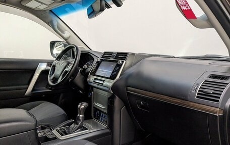 Toyota Land Cruiser Prado 150 рестайлинг 2, 2020 год, 6 170 000 рублей, 16 фотография