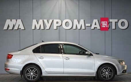 Volkswagen Jetta VI, 2012 год, 870 000 рублей, 4 фотография