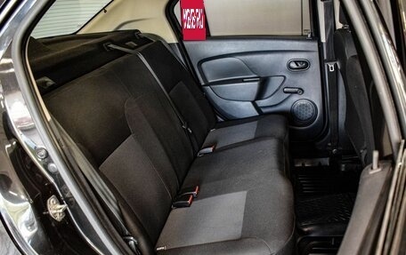 Renault Logan II, 2017 год, 710 000 рублей, 6 фотография