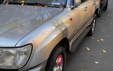 Toyota Land Cruiser 100 рестайлинг 2, 2006 год, 1 150 000 рублей, 3 фотография