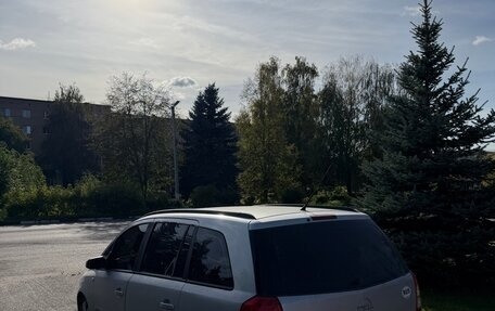 Opel Zafira B, 2008 год, 299 000 рублей, 2 фотография
