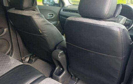 Honda Vezel, 2017 год, 1 800 000 рублей, 11 фотография