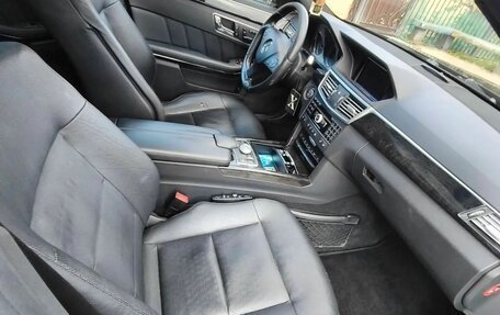 Mercedes-Benz E-Класс, 2010 год, 1 400 000 рублей, 8 фотография