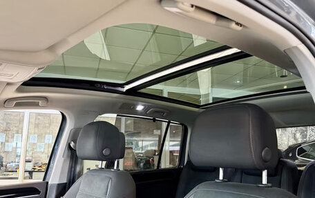 Volkswagen Touran III, 2023 год, 3 280 000 рублей, 14 фотография