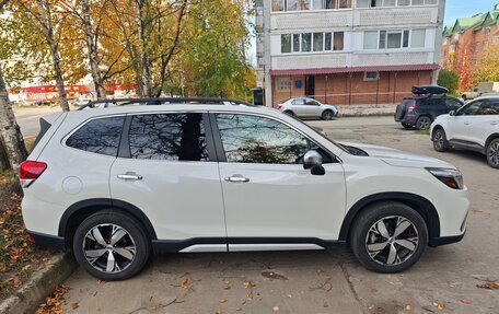 Subaru Forester, 2018 год, 3 250 000 рублей, 3 фотография
