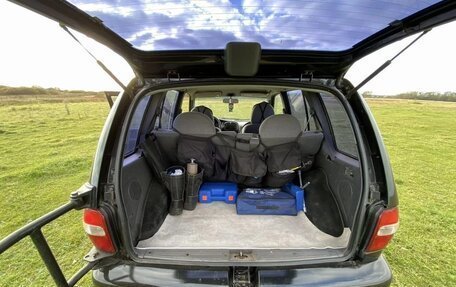 KIA Sportage IV рестайлинг, 2004 год, 260 000 рублей, 14 фотография
