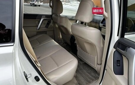 Toyota Land Cruiser Prado 150 рестайлинг 2, 2018 год, 5 800 000 рублей, 7 фотография