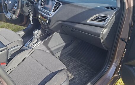 Hyundai Solaris II рестайлинг, 2019 год, 1 450 000 рублей, 7 фотография