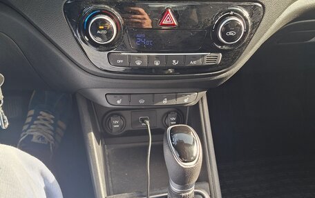Hyundai Solaris II рестайлинг, 2019 год, 1 450 000 рублей, 17 фотография