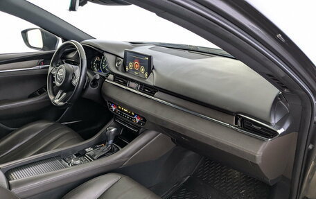Mazda 6, 2019 год, 2 100 000 рублей, 11 фотография