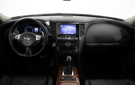 Infiniti QX70, 2013 год, 1 999 000 рублей, 9 фотография