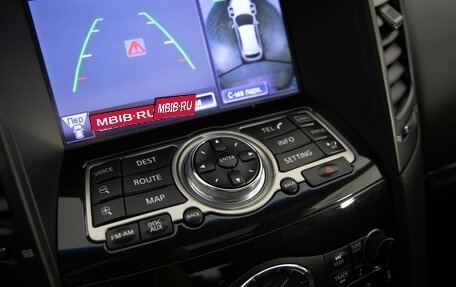 Infiniti QX70, 2013 год, 1 999 000 рублей, 19 фотография