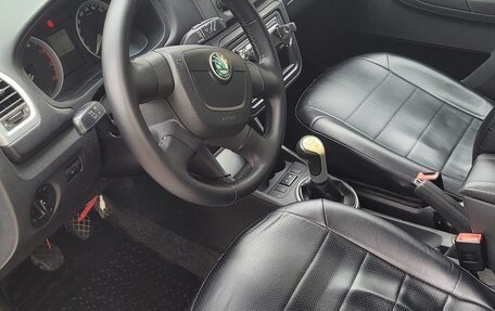 Skoda Fabia II, 2009 год, 515 000 рублей, 10 фотография