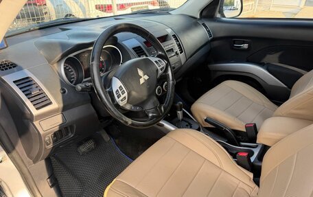 Mitsubishi Outlander III рестайлинг 3, 2008 год, 749 000 рублей, 5 фотография