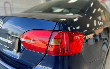 Volkswagen Jetta VI, 2013 год, 1 099 000 рублей, 10 фотография