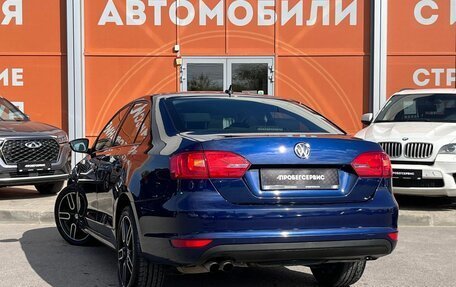 Volkswagen Jetta VI, 2013 год, 1 099 000 рублей, 7 фотография