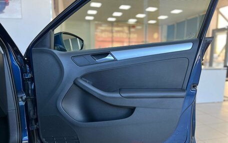 Volkswagen Jetta VI, 2013 год, 1 099 000 рублей, 21 фотография