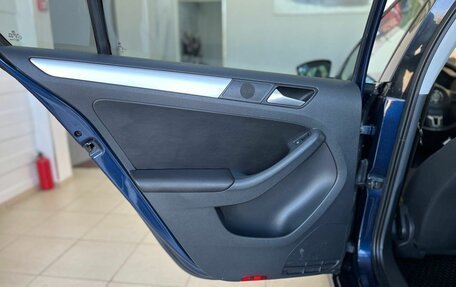 Volkswagen Jetta VI, 2013 год, 1 099 000 рублей, 24 фотография