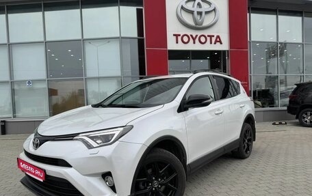 Toyota RAV4, 2019 год, 2 519 000 рублей, 1 фотография