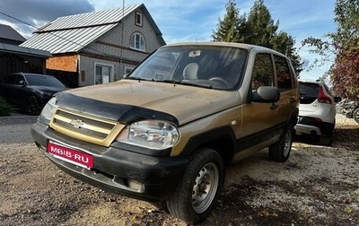 Chevrolet Niva I рестайлинг, 2004 год, 200 000 рублей, 1 фотография