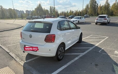 Volkswagen Polo VI (EU Market), 2012 год, 850 000 рублей, 5 фотография