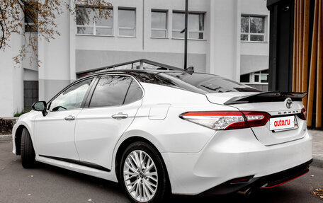 Toyota Camry, 2019 год, 2 700 000 рублей, 5 фотография