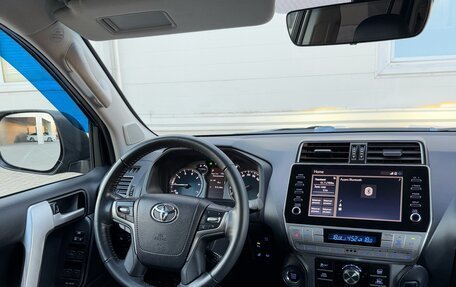 Toyota Land Cruiser Prado 150 рестайлинг 2, 2021 год, 6 900 000 рублей, 10 фотография