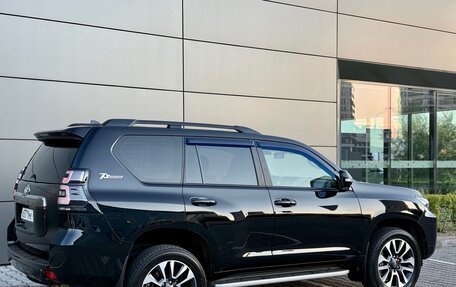 Toyota Land Cruiser Prado 150 рестайлинг 2, 2021 год, 6 900 000 рублей, 27 фотография