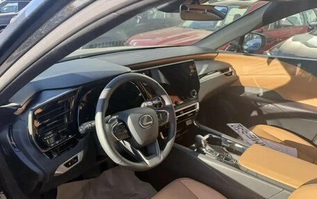 Lexus RX IV рестайлинг, 2026 год, 8 650 000 рублей, 6 фотография