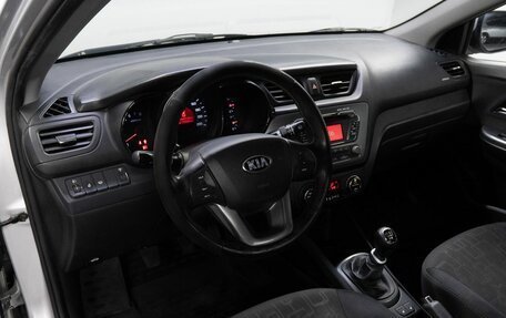 KIA Rio III рестайлинг, 2013 год, 849 000 рублей, 10 фотография