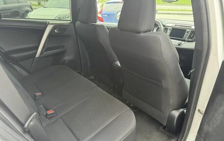 Toyota RAV4, 2019 год, 2 519 000 рублей, 13 фотография