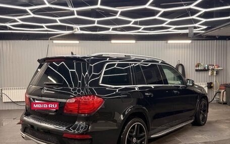 Mercedes-Benz GL-Класс, 2015 год, 2 300 000 рублей, 4 фотография